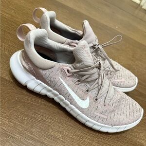 Nike Free RN 5.0 Next Nature Women's Size 7.5 Running Shoes